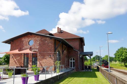 Urlaubsbahnhof-Gueterboden