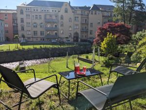 Appartement Urlaubstraum mit Pool, Terrasse & Fluss im Garten - UT 26 Hertigswalder Straße 01855 Sebnitz Saxe