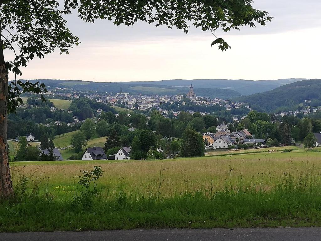 Ursula 104 Karlsbader Straße, 08289 Schneeberg