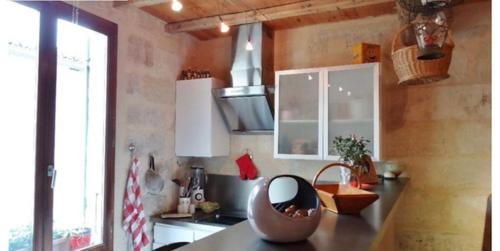 Uzes duplex atypique calme