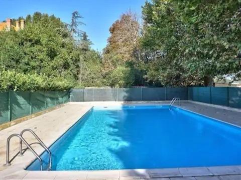 Vacances cosy avec piscine 1 à 4 pers dans joli appartement
