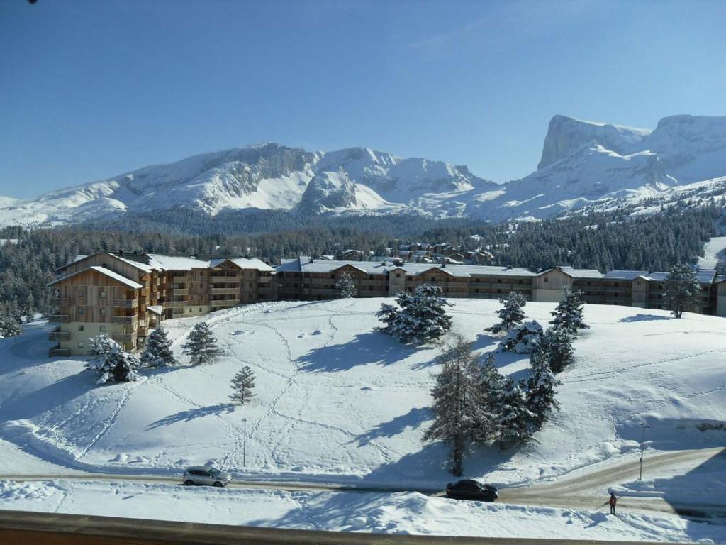 Appartement Vacances HIVER 2023 Super Devoluy Hautes Alpes BL43 Super Dévoluy - Chalet de SuperD - Bleuet 05250 Le Dévoluy