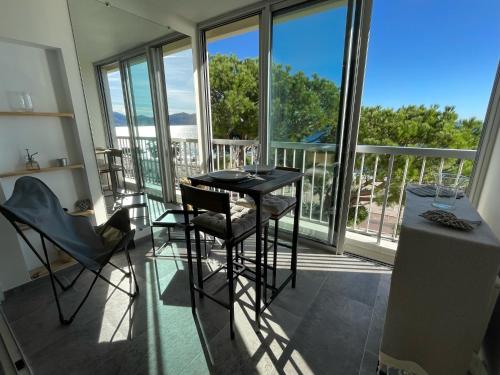 Vacances paradisiaques, Plage Cannes boccacabana, studio