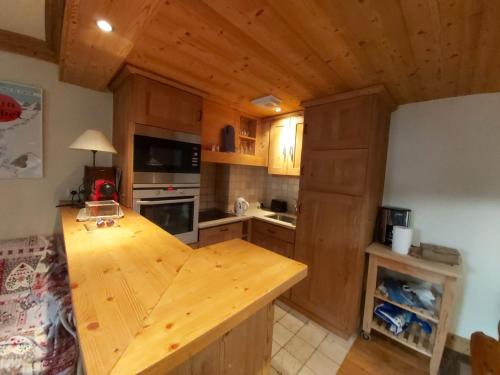 Appartement Appartement Val-d'Isère, 2 pièces, 4 personnes - FR-1-518-100 Rue du Cachay Val dʼIsère