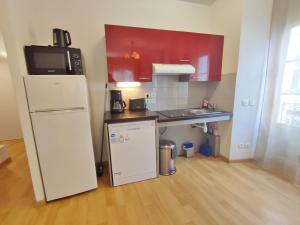 Appartement Val de Jade, Zénitude, T3, centre Luchon Appartement 11, Rue Victor Hugo: Résidence Val de Jade 31110 Luchon Midi-Pyrénées