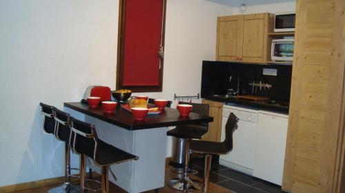 Val Thorens 2 bedrooms 6 persons next slopes