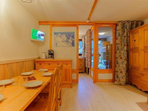 Appartement Appartement Val Thorens, 3 pièces, 6 personnes - FR-1-637-24 Eskival Place Caron Val Thorens