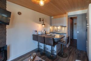 Val Thorens appartement vue sur la montagne, au pied des pistes 411