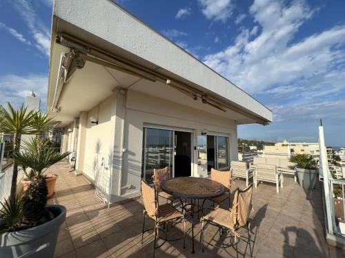 Valbella toit-terrasse, by Welcome to Cannes