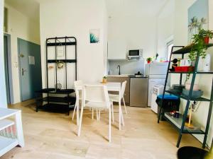''Valerio''T2 cosy et calme avec vue sur cour