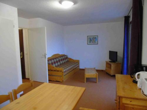 Appartement Appartement Valfréjus, 3 pièces, 6 personnes - FR-1-561-60 Batiment Marguerite 102 Rue du Petit Arrondaz Station de Valfrejus Valfréjus