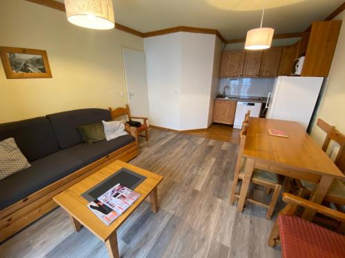 Appartement Appartement Valfréjus, 4 pièces, 8 personnes - FR-1-265-326 Rue des Bettets Modane