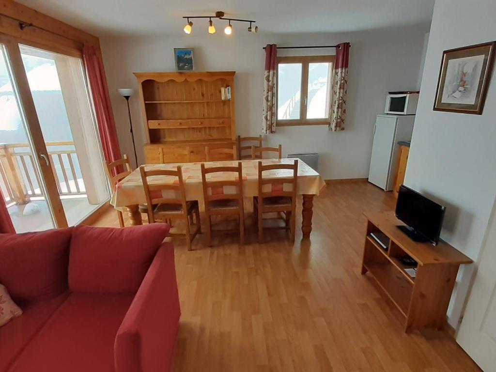 Appartement Appartement Valfréjus, 4 pièces, 8 personnes - FR-1-265-66 Rue Du Cheval Blanc -  -, 73500 Valfréjus