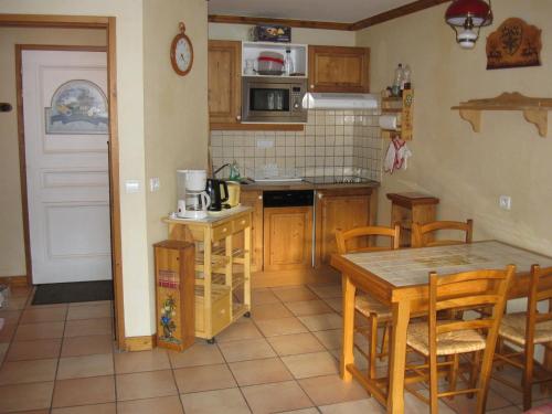 Appartement Appartement Valloire, 2 pièces, 4 personnes - FR-1-263-128 Le Hameau De La Vallee D'Or - Les Charbonnieres - Valloire