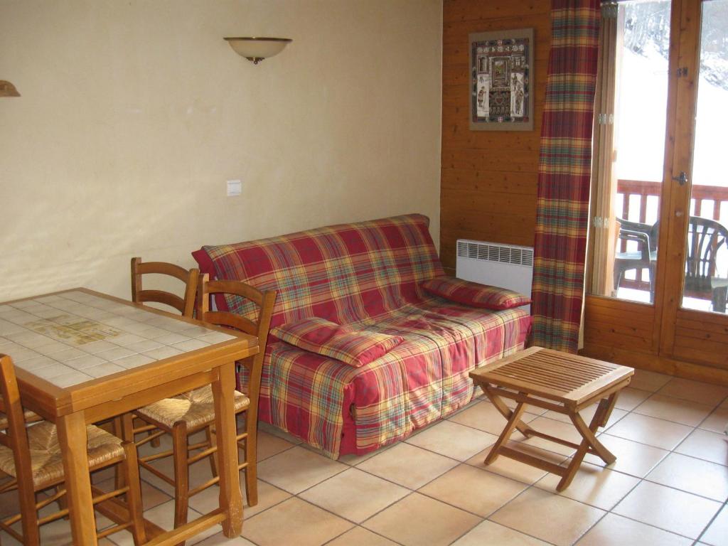 Appartement Appartement Valloire, 2 pièces, 4 personnes - FR-1-263-128 Le Hameau De La Vallee D'Or - Les Charbonnieres -, 73450 Valloire