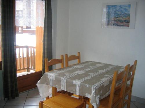 Appartement Appartement Valloire, 2 pièces, 5 personnes - FR-1-263-84 Rue De Tigny -  - Valloire