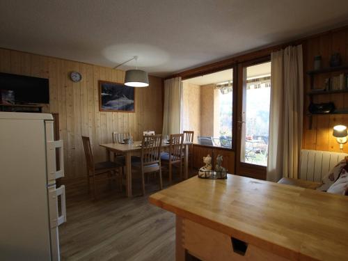 Appartement Appartement Vallouise-La Casse, 2 pièces, 6 personnes - FR-1-330G-57 La Casse -  - Le Poët