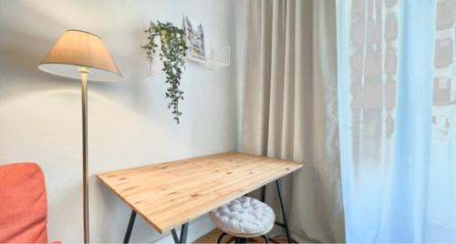 Valmor Avenue Vintage Chiq by Homeful