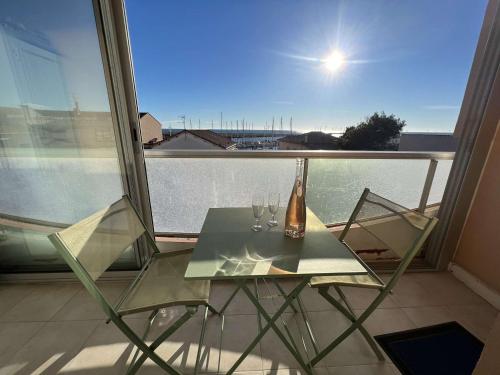 Appartement Appartement Valras-Plage, 2 pièces, 4 personnes - FR-1-701-37 25 BOULEVARD JEAN DAUGA BAT A APPT 13 AU 3EME ETAGE Valras-Plage