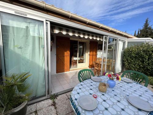 Appartement Appartement Valras-Plage, 2 pièces, 5 personnes - FR-1-701-36 22 CAMI DE CANTO RANO PAVILLON 55 Valras-Plage