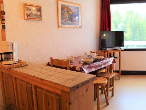 Appartement Vars, 1 pièce, 4 personnes - FR-1-330B-38 Vars france