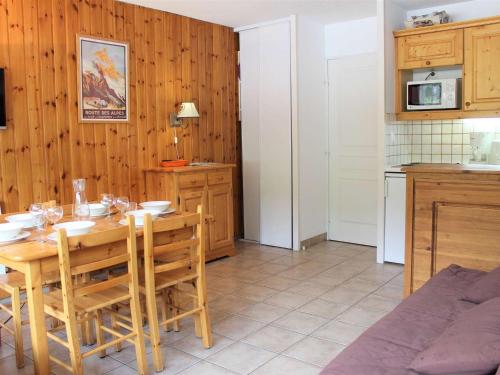 Appartement Vars, 2 pièces, 6 personnes - FR-1-330B-48 Vars france