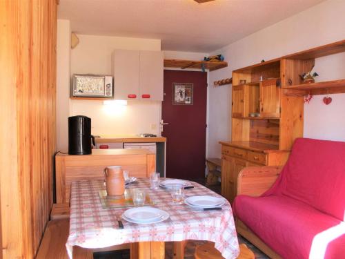 Appartement Vars-Sainte-Marie, 1 pièce, 4 personnes - FR-1-330B-202 Vars france