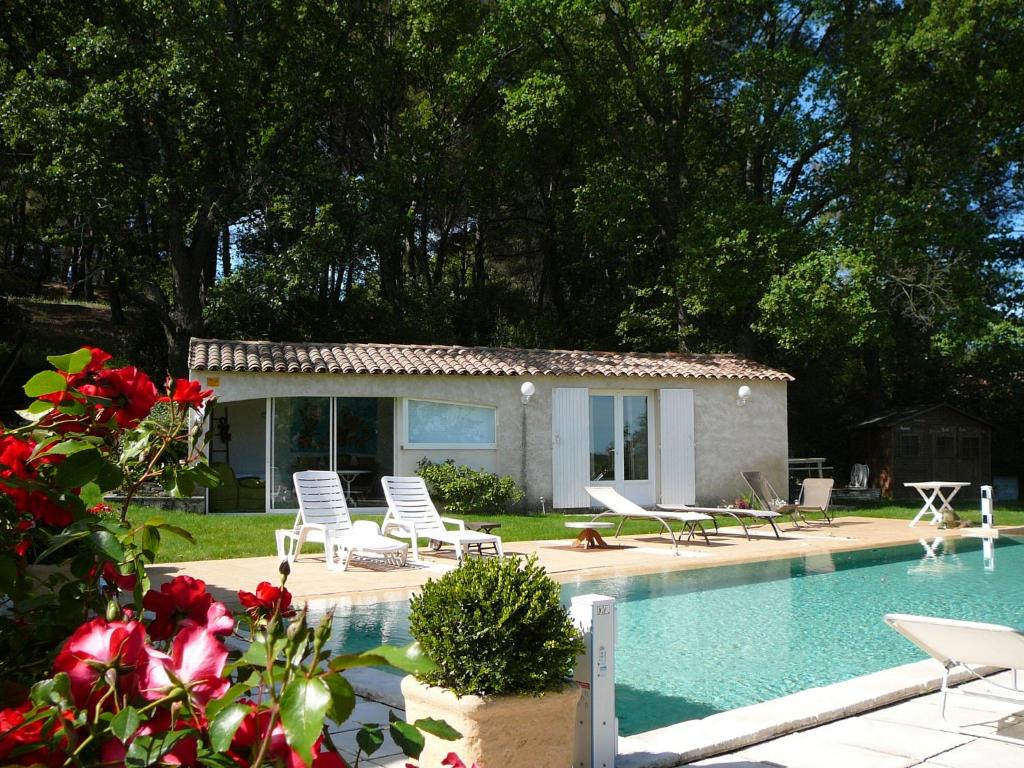 VASTE 2 PIECES / TERRASSE/ GARAGE PRIVE/ BORD DE MER 06270 Villeneuve-Loubet