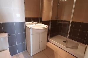 Vaste appartement avec vue sur la Vienne