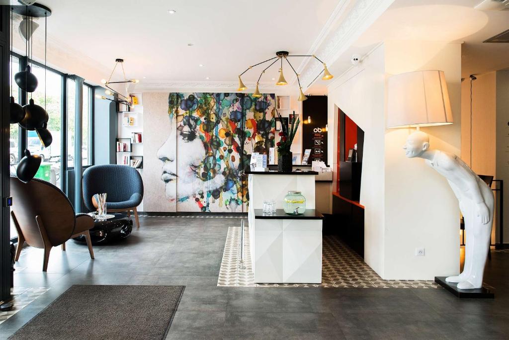 VASTE APPARTEMENT LUXUEUX DANS DOMAINE SECURISE PISCINE 83600 Fréjus
