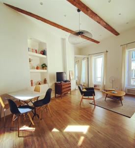 Vaste loft plein de charme au cœur de Marseille