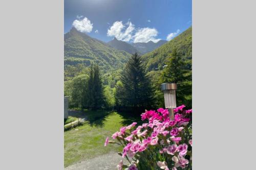 Vaste T4 115m2. Balcon. Vue. Suite. Jardin et jeux