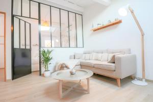 VAUBAN Rare renovated Luxury Loft in Old Antibes 300 m from beach