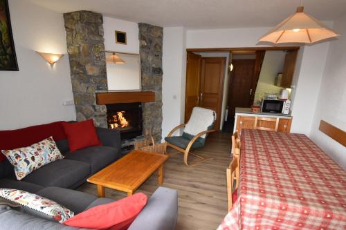 Vaujany Locations - Claret II Apt 12