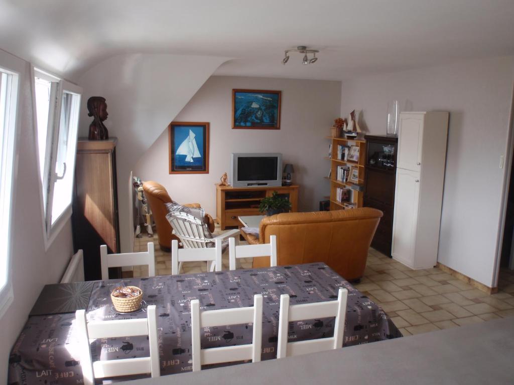 Vaujany Locations - Cochette II Apt 12 38114 Vaujany