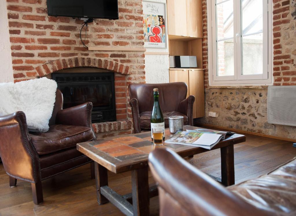 Veeve - Latin Quarter Retreat