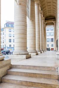 Veeve - Latin Quarter Retreat