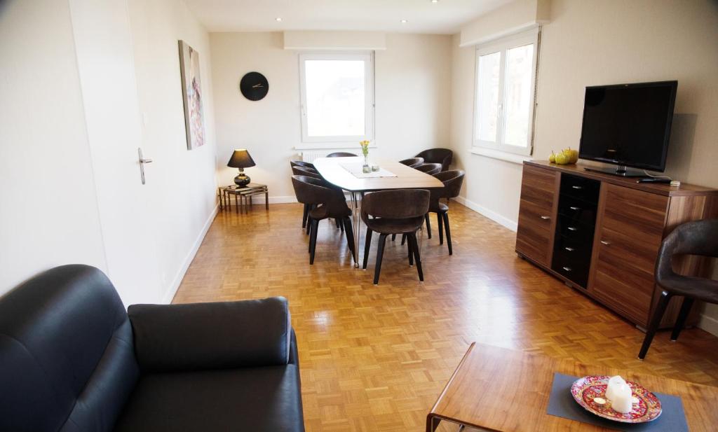 Velay cocon appartement 4 chambres avec vue sur les monuments