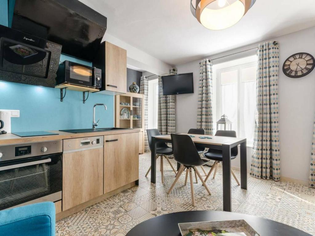 Appartement Appartement Vendeuvre-sur-Barse, 2 pièces, 2 personnes - FR-1-543-50 1 Rue Pasteur, 10140 Vendeuvre-sur-Barse