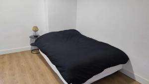 Verdier Studio Lot 6