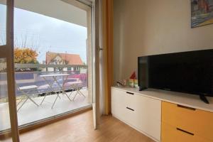 Very bright cosy nest at 200 m from the sea