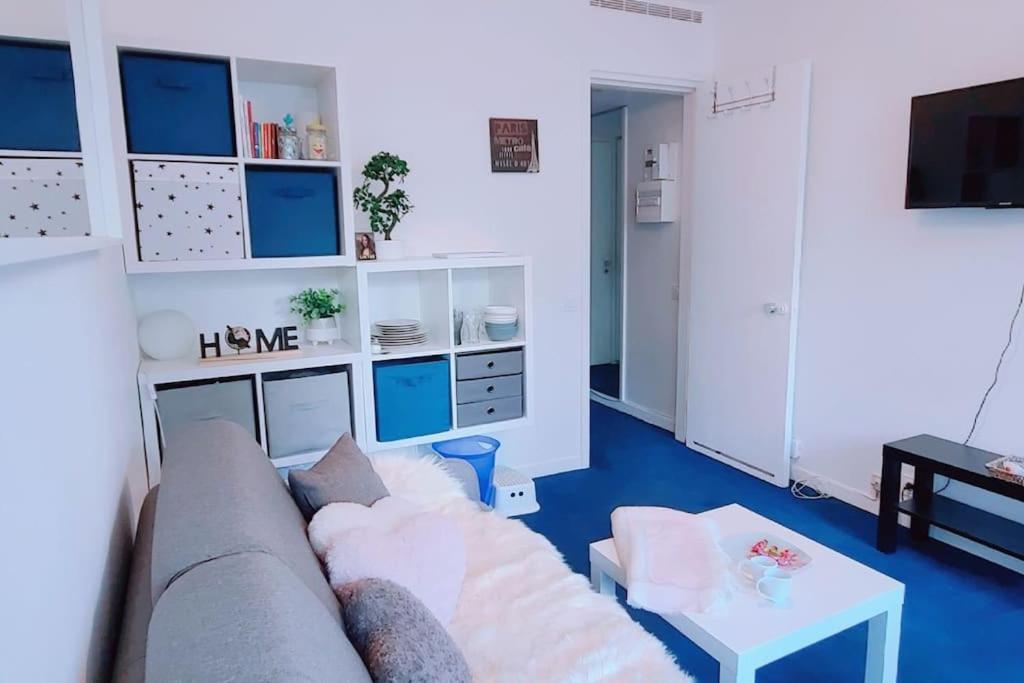 Appartement Very cozy and calm studio close to Champs-Elysées 50 Avenue Foch 75116 Paris