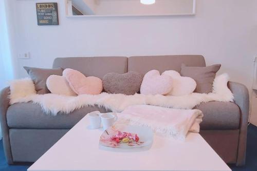 Very cozy and calm studio close to Champs-Elysées