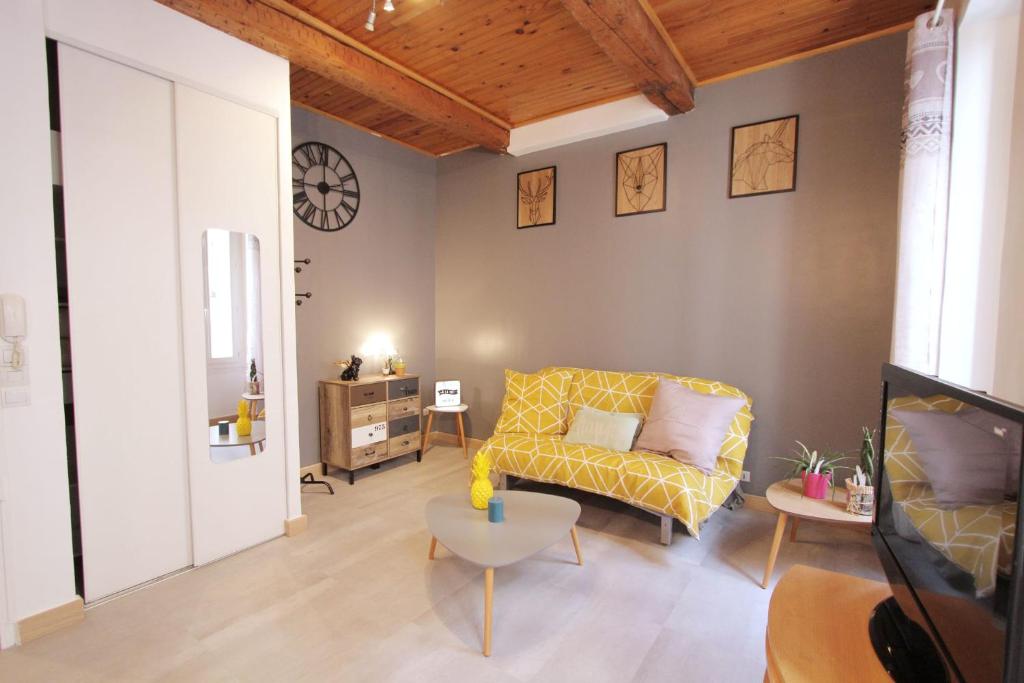 Very nice 1br ideally located close to Place Masséna in Nice Welkeys