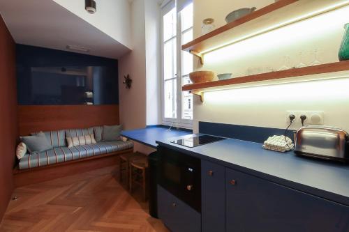 Very nice 23m for 2 near the Old Port