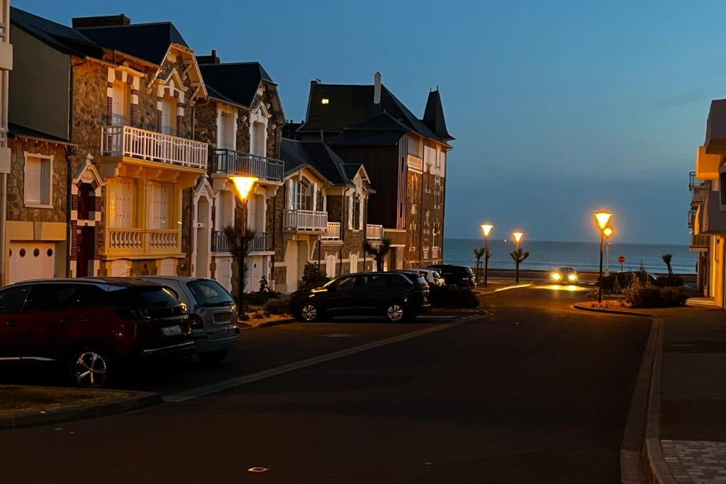 Very nice and bright apartment All on foot ! 26 Rue Félix Faure, 85100 Les Sables dʼOlonne
