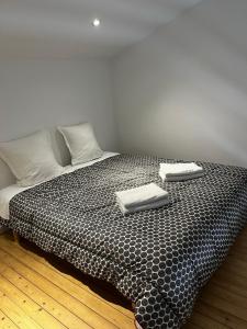 Very nice and bright apartment All on foot !