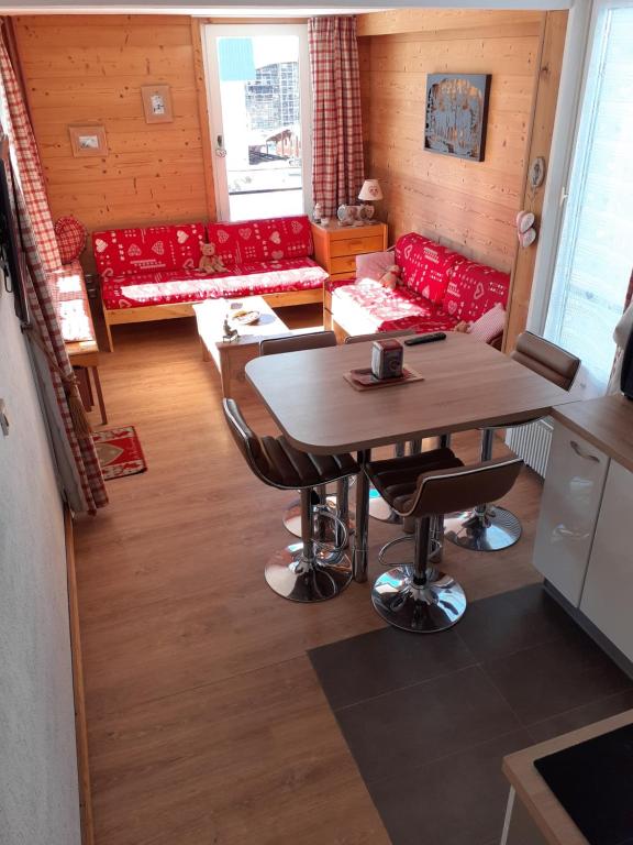 Very nice apartment ideally located in Paris