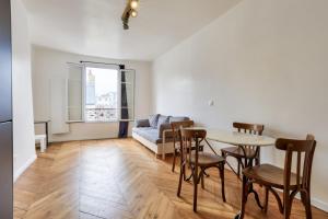 Very nice apartment in the 17th district