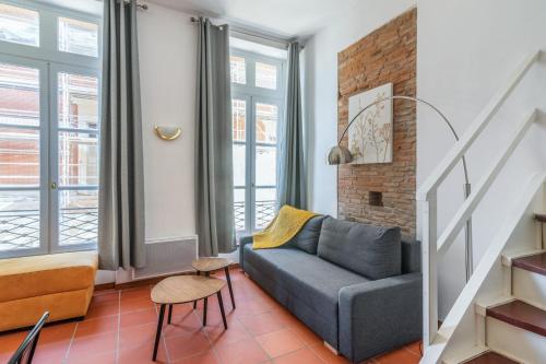 Very nice duplex located on the main square - Toulouse - Welkeys